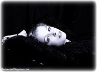 Free bondage photo Temptress Kate rope bondage, handcuffs