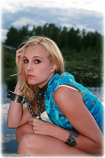 Bondage photo pic picture Ariel Anderssen barefoot, shackles, leg irons, chains, chinese dress, metal bondage, collar, outdoor
