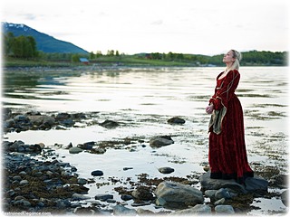 Bondage photo pic picture Katy Cee rope bondage, boots, medieval, outdoor, ungagged