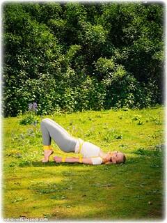 Restrained Elegance: High resolution bondage photos, bondage porn pics, silk bondage and satin bondage. Photo tutorials by bondage photographers. Bondage fantasies, riding crops and canes.